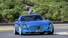   Mercedes-Benz SLS AMG   